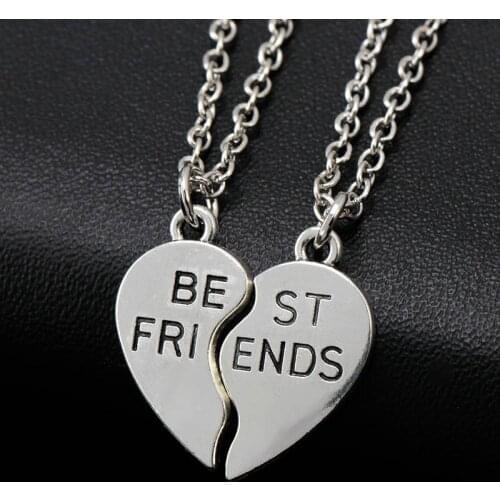 Women Necklace Jewelry Choker Necklacs Heart Pendant Pieces Broken Two Best Friend Friendship Forever
