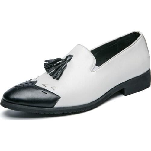 Concise Elegant Formal Loafers for Men British Style Gentleman Tassel Shoes Mens Casual Business Leather Shoes Designer Loafers