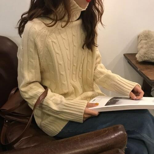 Loose vintage turtleneck sweater
