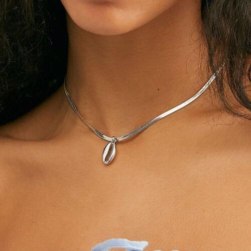 Summer Beach Style Metal Shell Pendant Choker Necklaces Women Simple Snake Chain Chocker Colar Jewelry Clavicle Necklace YN808