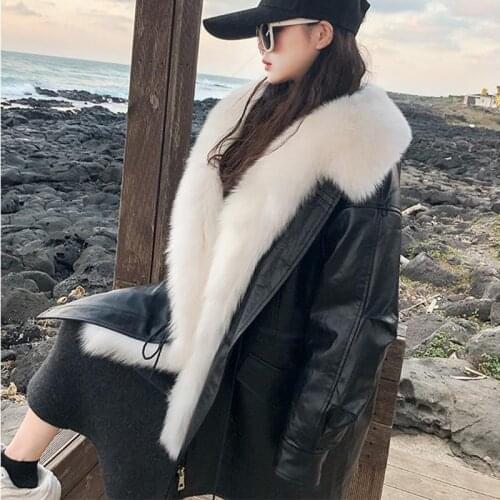 New Women Winter Faux Fur Warm Coats Vintage Faux Leather Female Thick Jackets Casual Street Lady Fur Collar Loose Outwears