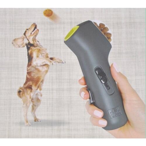Pet supplies wholesale spring food device dog training snack launcher dog cake gun dog training toys