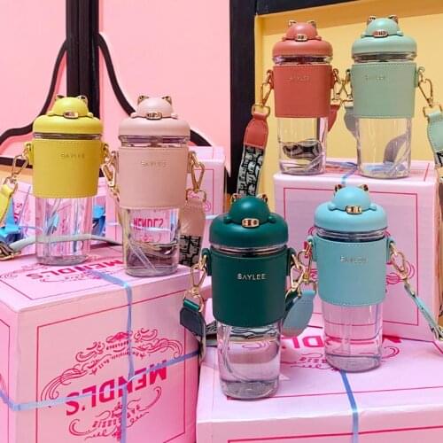 1PC New Water Sippy Cup Creative Cartoon Baby Feeding Cups With Straws Leakproof Water Bottles Outdoor Portable Childrens Cups