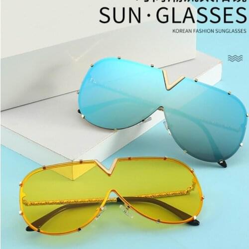 New Style Polarized Good Quality Sunglasses Sun Glasses No. 8111