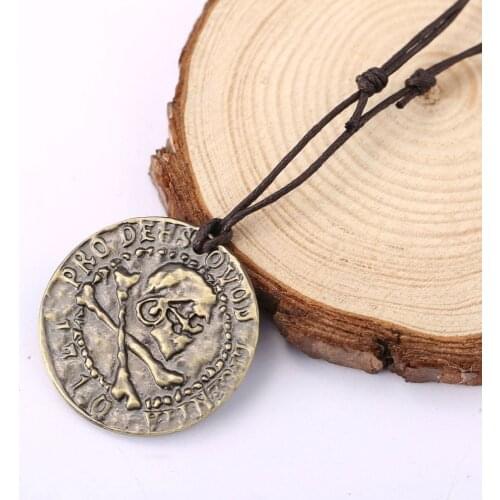 HOT!!!PS4 Uncharted 4 A Thiefs End Metal Pendant Necklace Limited Collection Pirate Gold Coin Game Pendant Metal Keychain