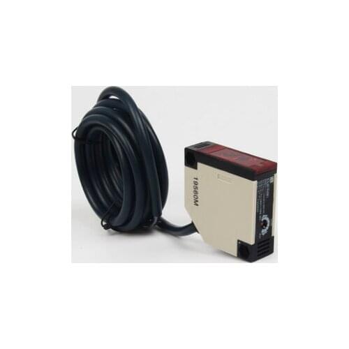 2PCS E3JK-R4M1 12V 24V 220V 5 wire New High-Quality Photoelectric Switch Sensor