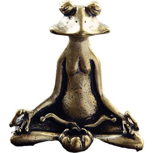 Brass Copperware Incense Stick Frog Meditation Ornaments Solid Zen Frog Tea Pet Incense Holder Copperware High-quality Materials