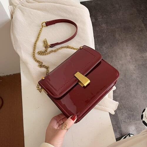 Womens bag 2019 Europe and America new fashionable bright leather handbag handbag Patent Leather Shoulder Messenger Bag