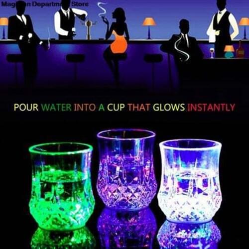 Glow Party Supplies Ktv Bar Atmosphere Wine Glass Party Colorful Wine Glass Led Pineapple Cups Birthday Party Family Dropship