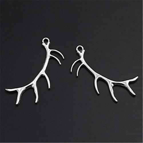 WKOUD 4pcs Silver Color 3D Metal Antlers Glamour Alloy Pendant Vintage Necklace Bracelet DIY Handmade Jewelry Findings A1174
