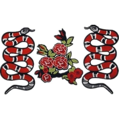 50pcs/Lot Embroidery Patches Letters Clothing Decoration Accessories Animal Snake Flowers Diy Iron Heat Transfer Applique