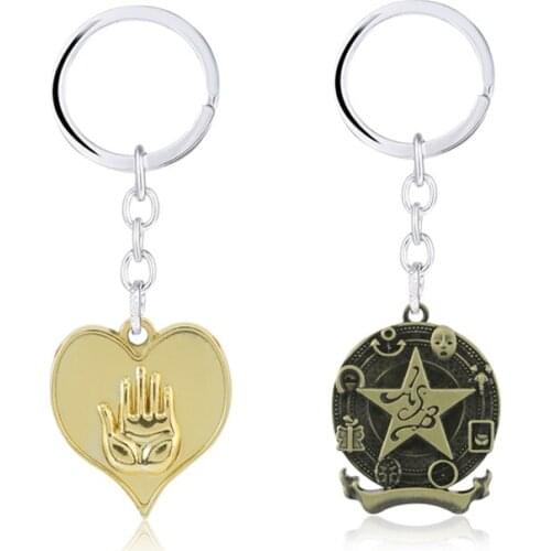 Anime Jojos Bizarre Adventure Keychain Kujo Jotaro Metal Key Chain Men Keychains Heart Star Key Ring Pendant Gift Jewelry