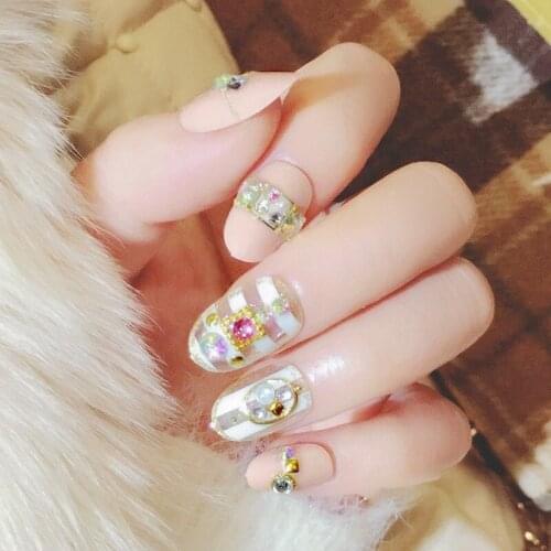 Fashionable Round Head Metal Rivets Rhinestones Embellished Fake Nails 24pcs Charm Nail Art Decoration Accessories Fake Nails