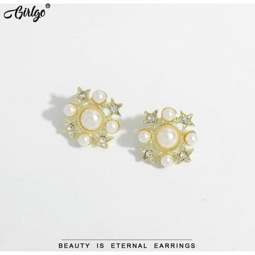 Girlgo Round Pearl Accessories Punk Style Copper Metal Star Earrings 2020 New Trend Statement Jewelry Stud Earrings for Women