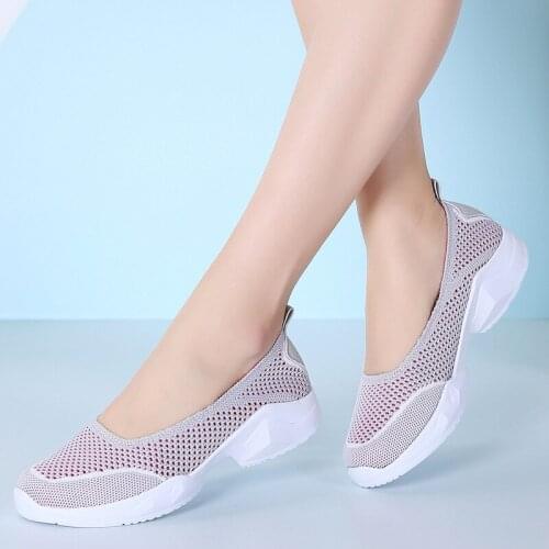 New Arrival Women Fashion Flats Shoes Summer Breathable Shallow Sneakers Shoes Cute Slip on Walking Shoes For Female Big