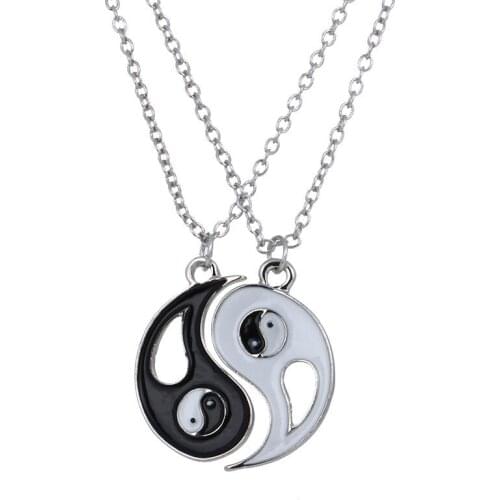 Best Friends Pendant Necklace Yin Yang Tai Chi Gossip Stitching Set Black White Couple Pair chain Necklace Mens Gift