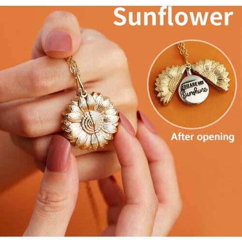 2020 Fashion Jewelry Flower Necklace Sunflower Clavicle Chain for Woman Girls Children Gifts for The New Year