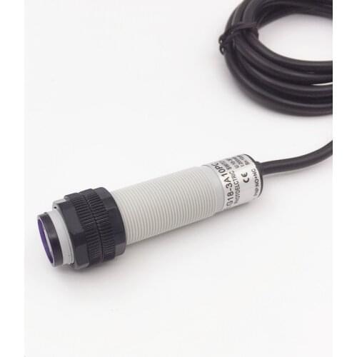 M18 diffuse type photoelectric switch M18 PNP NO+NC wires open Infrared photocell sensor with mirror reflector distance 5-40CM