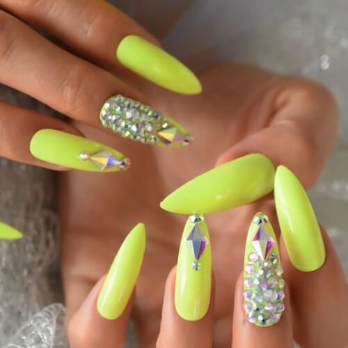 False Nail Stiletto European Style Extra Long Fingernails Shining Rhinestones Nail Art Design Green Press On Nail Tip