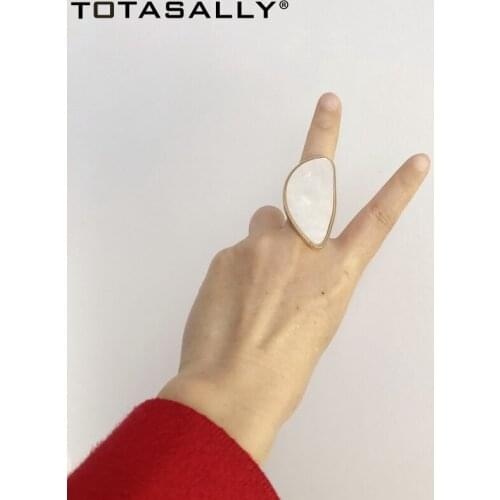 TOTASALLY Big Rings for Women Fashion Big Irregular Resin Top Finger Ring Ladies Party Show Finger Jewelry anillos de mujeres