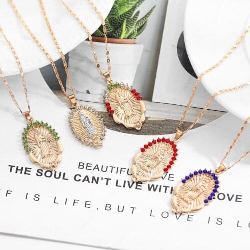 Crystal Blessed Virgin Mary Necklace for Women Religious Portrait Pendant Necklace Holy Sunday Accessories Wholesale Jewelry
