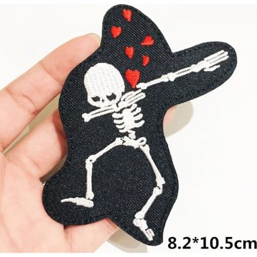 10Pcs/Set Punk Skull Heart Rose Patches For Backpack Clothing Iron DIY Embroidery Patch Applique Parches Cool Stickers