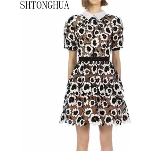 SHTONGHUA Self-Portrait Vintage Lace Dresses 2019 summer Women Flower Embroidery Print Retro Patchwork Lace Dress