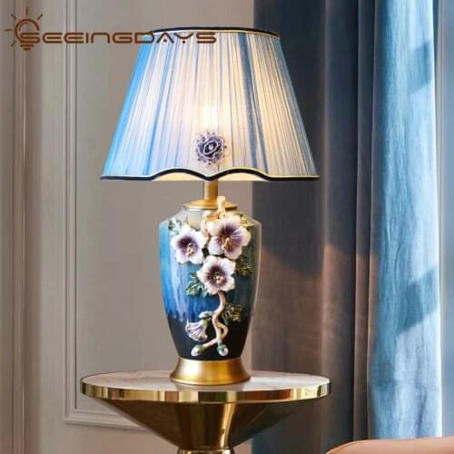 American Style European Enamel Ceramic Table Lamp for Living Room Bedroom Bedside Lamp Luxurious Craft Table Lamp Series