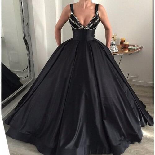 Lebanon 2018 Black Puffy Prom Dresses With Pockets Sexy V-neck Long Prom Gowns Crystal Ball Gowns Robe De Soiree Abendkleider