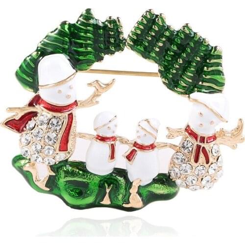 Europe and the United States popular sell family photo clothing creative Christmas snowman brooch