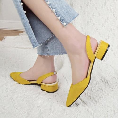 2021 Women Sandals Women Pumps Pointed Toe Square Heels Low Heel Sandals Daily Street Beach Outdoor Casual Shoes Yellow