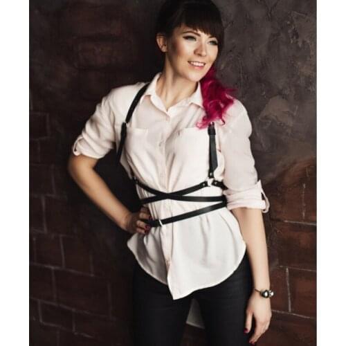 Fashion Three layers Faux leather material harness shoulder wraped waist straps suclpting belt Punk harajuku garters