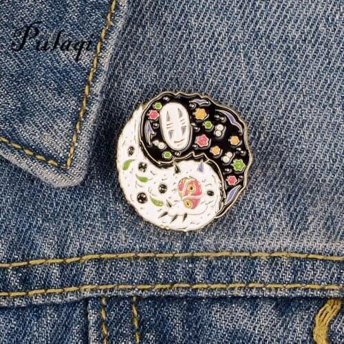 Yin And Yang Round Pins Brooches For Women Anime Cartoon Badge Cultural Enamel Pin Backpack Lapel Pin Hat Jackets Jewelry Gifts