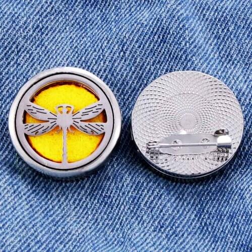 Dragonfly shape Stainless Steel Aromatherapy Brooch for Women and Women Brooch Fashion Accessories Aromatherapy Jewelry