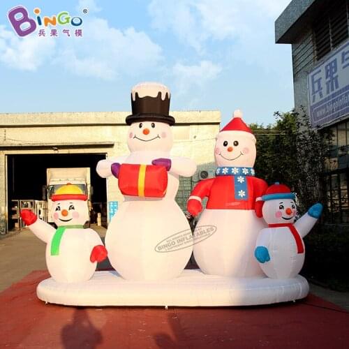 Newly Design Inflatable Snowman Family / Blow up Snowman Backdrop for Christmas Winter Outdoor Decoration