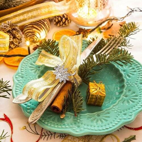 12 Pcs Snowflake Napkin Ring Pearl Napkin Ring Christmas Napkin Ring Holder Buckle Metal Flower Napkin Ring Buckle-ABUX