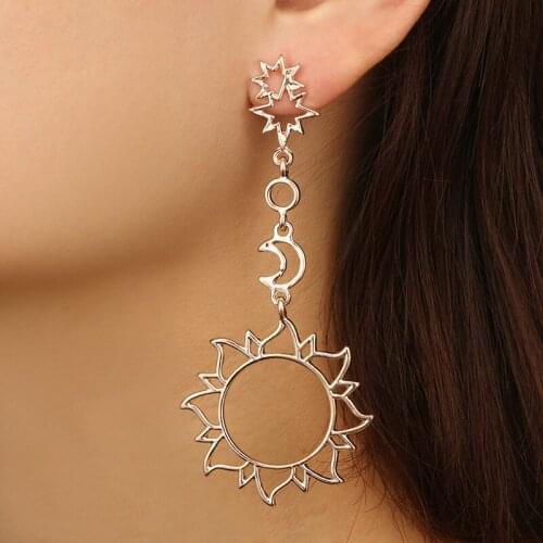 Retro Fashion Hollow Five-pointed Star Moon Alloy Asymmetric Sun Long Earrings Geometric Simple Wedding Party Earrings Jewelry
