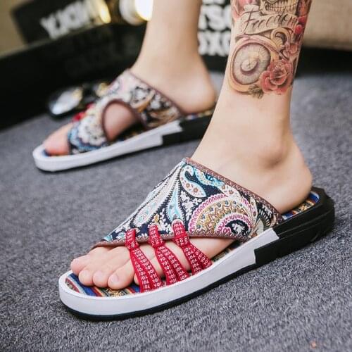 Men Slippers Lace-up Shoes Thick Sole Non-slip White Sandals Summer Slides Beach Shoes Man Slipper Fish Shower Rubber Flip Flops