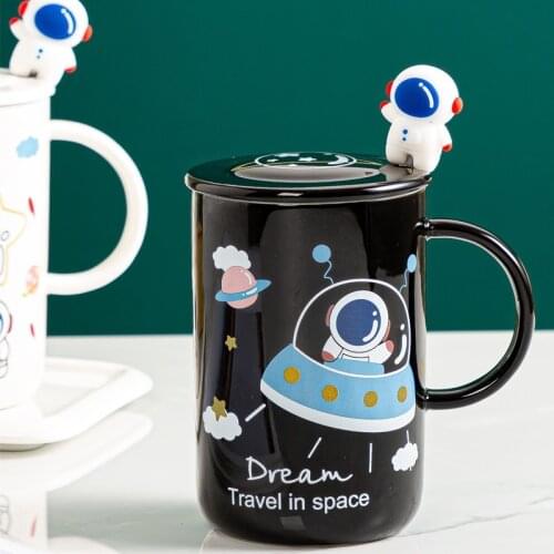 420ml Astronaut Planet Mugs Cute Student Couple Drinking Glass with Lid and Spoon Exquisite Handmade Ceramic Cup for Milk Coffee