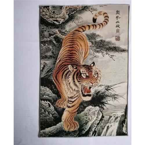 China old Tibet silk Thang ka like hanging painting fengshui tiger statue portrait