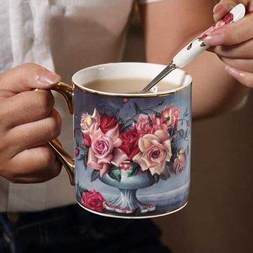 Nordic Ins Gold Circled Mug With Lid Spoon Light Luxury Creative Personality Trendy Water Cup Household Ceramic Coffee Mug