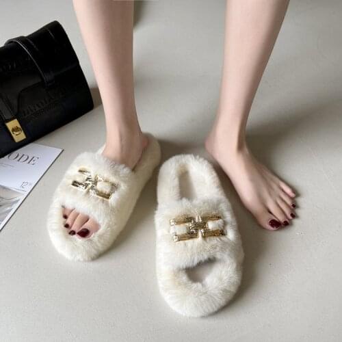 Plush slippers women 2021 autumn and winter new chain buckle thick-soled home indoor cotton drag large size plush flip-flop