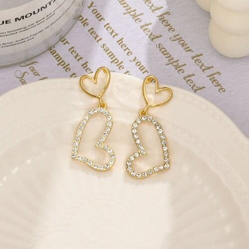 Origin Summer Sweet Irregular Hollow Full Sparkly Rhinestone Love Heart Pendant Earrings for Women Gold Metal Earrings Jewelry