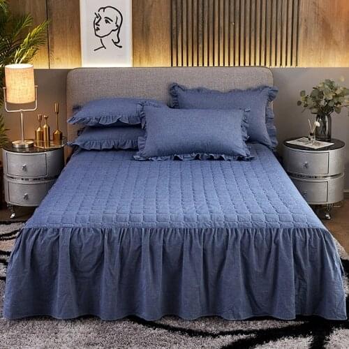 Europe Denim Blue Bedding Bed Skirt Pillowcases With Cotton Solid Color Thicken Quilted Ruffles Mattress Cover Sheet Linen 1.8M