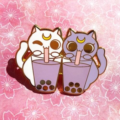 Kawaii Cat Drink Bubble Tea Hard Enamel Pin Sailor Moons Luna and Artemis Brooch Cartoons Animal White Kitty Badge Jewelry Gift