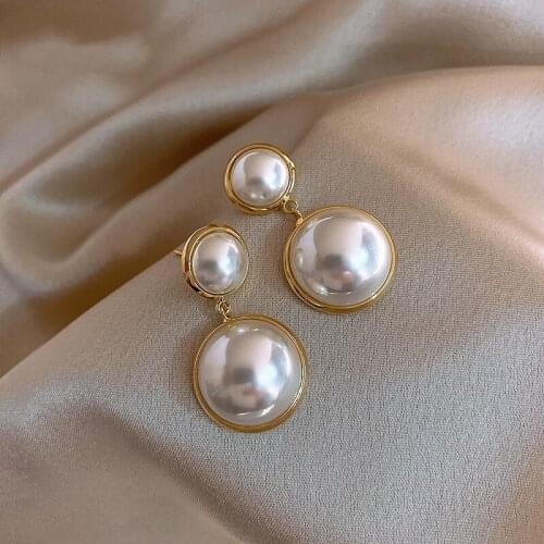 2021New Trendy Gold Metal Pearl Earrings For Women Korean Fashion Charm Lady Party Luxury Classic Drop Earrings Vintage Jewelry
