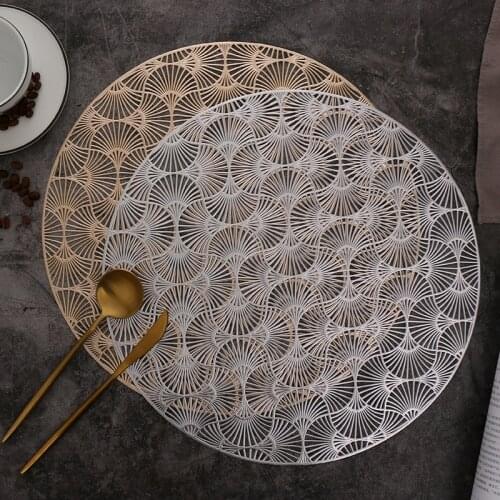 Round Placemat PVC Hollow Insulation Coaster Pads Christmas Restaurant Steak Pad Non-slip Kitchen Dining Table Mats Home Decor