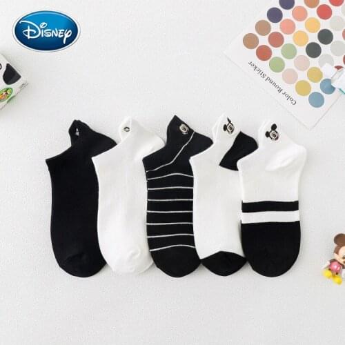 Spring and summer new products pure cotton heel Mickey Mouse embroidery Mickey boat socks short tube female fashion cute socks