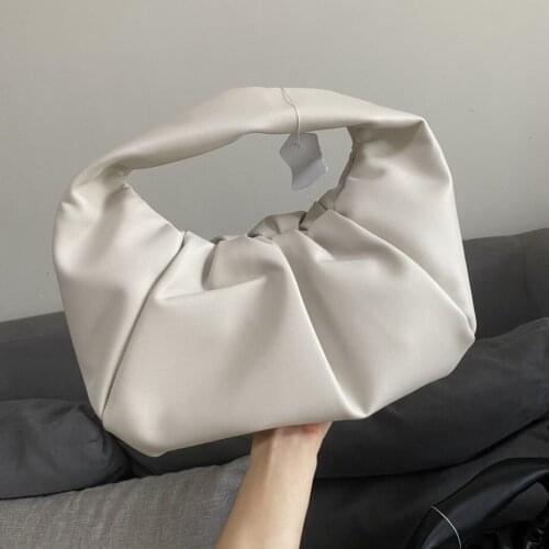 Cloud bag European and American style handbag soft leather croissant fashion simple wild 2020 new armpit women handbag