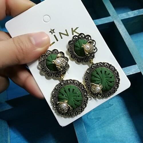 Big flower bee crystal earring for women designer style earring korean order outlet